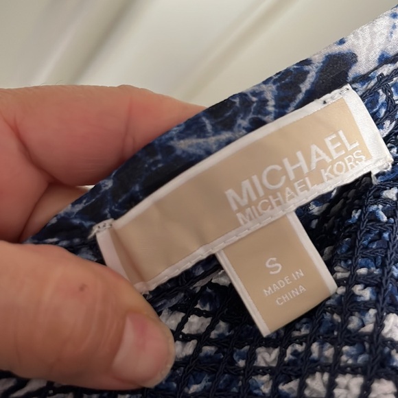 Michael Kors high low hem smocked blue and white print size S - Picture 6 of 6